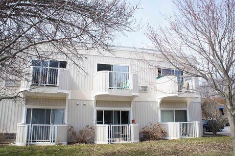 124 Beech #202, Traverse City, MI 49684