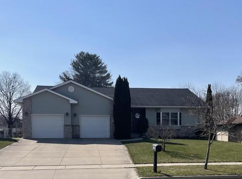 1928 Churchill Blvd, Mount Pleasant, MI 48858