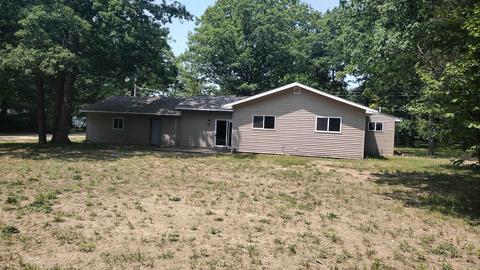 7573 Melnik St, Interlochen, MI 49643 photo 4