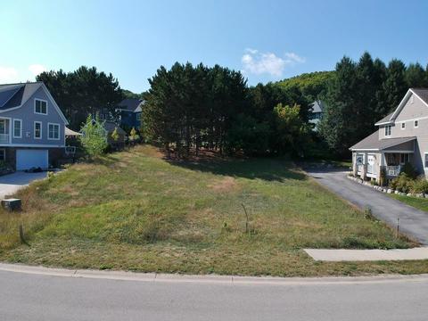 10642 Shrewbury #LOT : 35, Traverse City, MI 49684