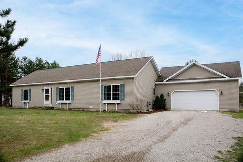 2688 Mohawk Trce, Interlochen, MI 49643 photo 1