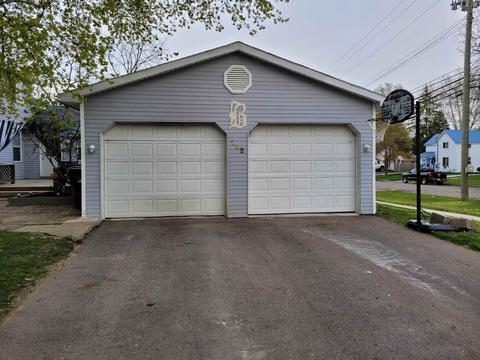 125 S Ithaca St, Ithaca, MI 48847 photo 5