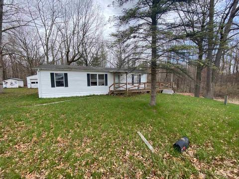 4572 Cranberry Lake Dr, Prescott, MI 48756