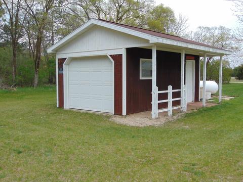 186 S Luce Rd, Ithaca, MI 48847 photo 6