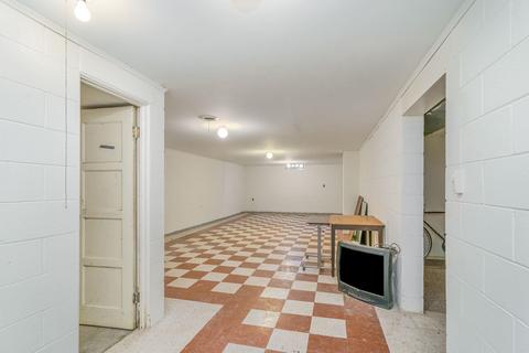 602 Pine Ave, Alma, MI 48801 photo 20
