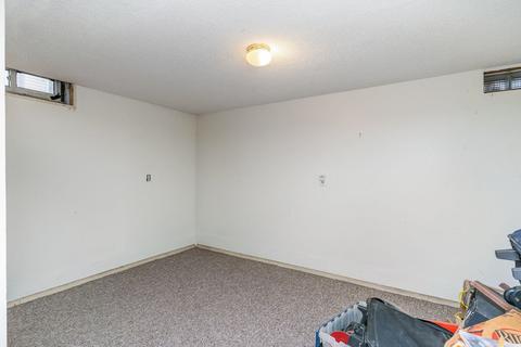 602 Pine Ave, Alma, MI 48801 photo 21