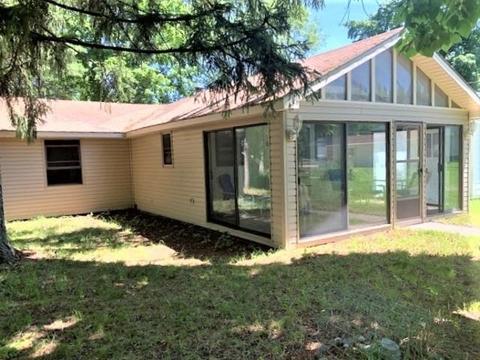 5809 Middle St, Hale, MI 48739