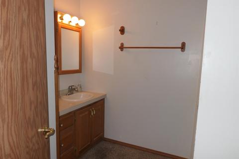 502 S Ithaca St, Ithaca, MI 48847 photo 9