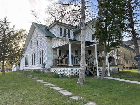 509 N Maple, Ithaca, MI 48847