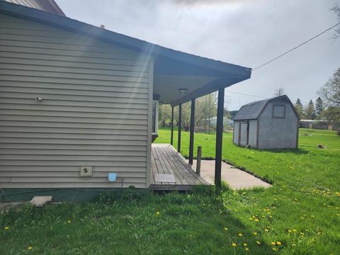 4923 Washington St, Sears, MI 49679 photo 4
