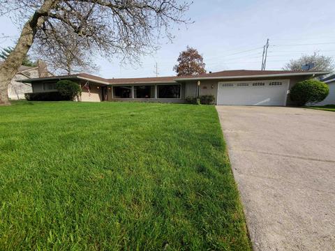 1040 Riverview, Alma, MI 48801