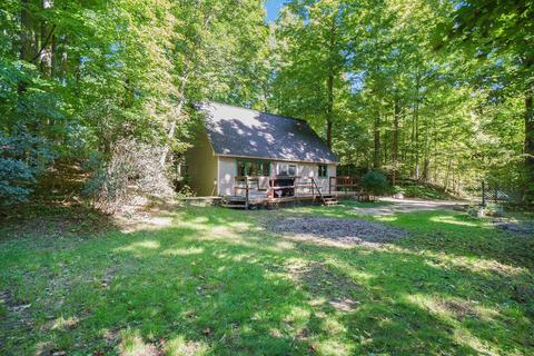 9310 Marl Ln, Buckley, MI 49620