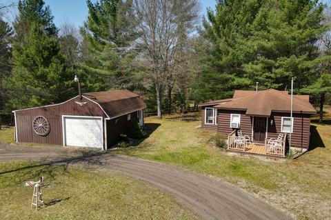 6262 Fletcher Rd, Fife Lake, MI 49633