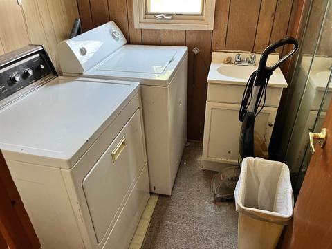 611 Beverly Dr, Harrison, MI 48625 photo 8