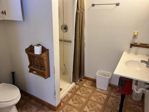 611 Beverly Dr, Harrison, MI 48625 photo 9