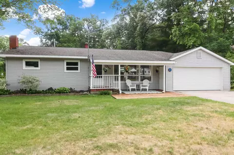 838 Floresta, Traverse City, MI 49686