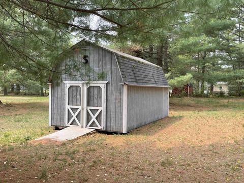 10341 Cathleen Dr, Harrison, MI 48625 photo 21