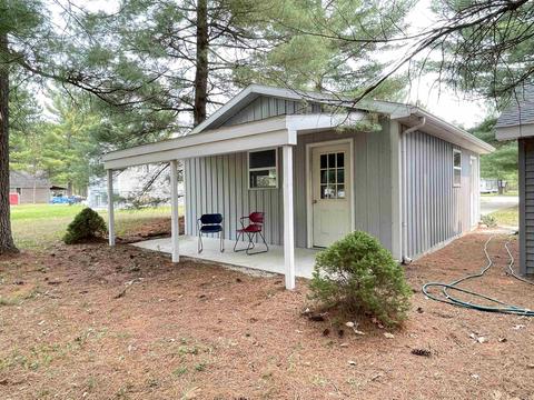 10341 Cathleen Dr, Harrison, MI 48625 photo 9