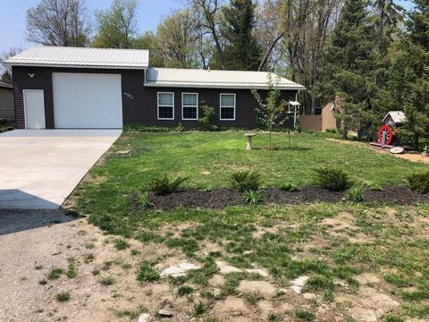 1181 Tanglewood Dr, Saint Helen, MI 48656