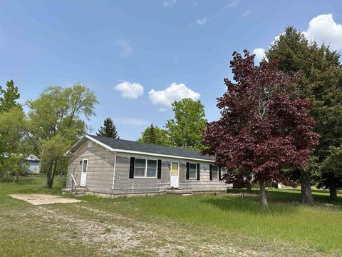 5510 Vance Rd #LOT : 26, Grawn, MI 49637