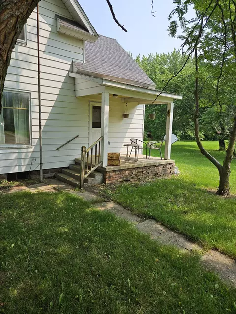 420 Wright, Breckenridge, MI 48615 photo 3