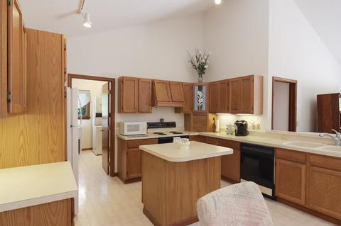 542 E Sugar Bay Ln, Cedar, MI 49621 photo 14
