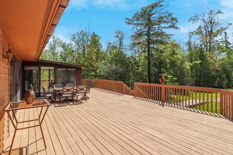 542 E Sugar Bay Ln, Cedar, MI 49621 photo 39