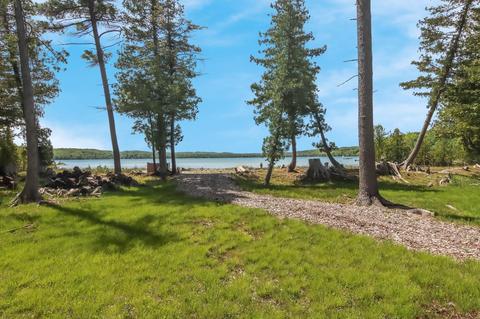 542 E Sugar Bay Ln, Cedar, MI 49621 photo 41