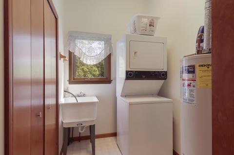 542 E Sugar Bay Ln, Cedar, MI 49621 photo 33
