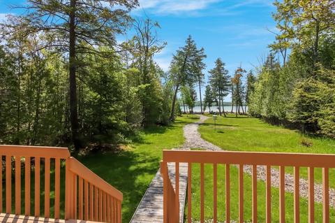 542 E Sugar Bay Ln, Cedar, MI 49621 photo 37