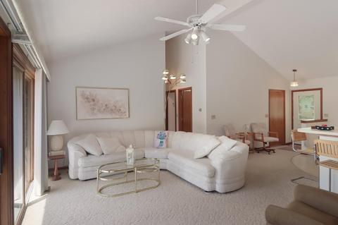 542 E Sugar Bay Ln, Cedar, MI 49621 photo 8