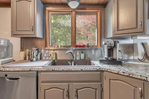 8390 E Main, Hale, MI 48739 photo 14