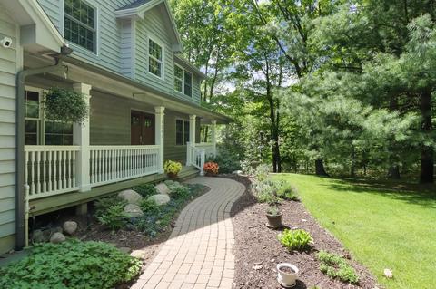 9341 Westwood Dr, Traverse City, MI 49685