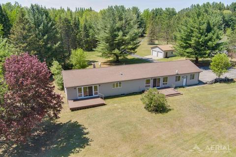 1041 Gerald Miller Rd, West Branch, MI 48661