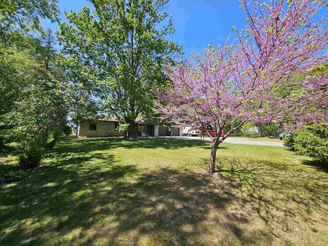 1796 Barbara Dr, Lake City, MI 49651