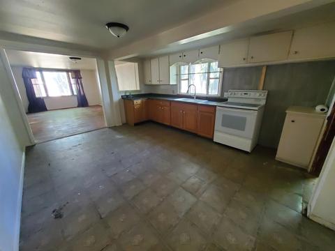 420 Maple, Ithaca, MI 48847 photo 7