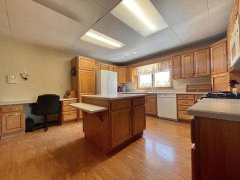 362 E 32 Rd, Boon, MI 49618 photo 9