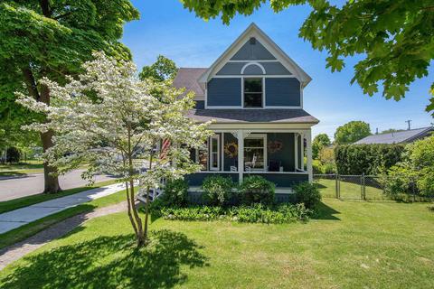 501 W Eleventh St, Traverse City, MI 49684
