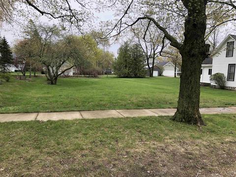 Nhn Spruce, Elk Rapids, MI 49629