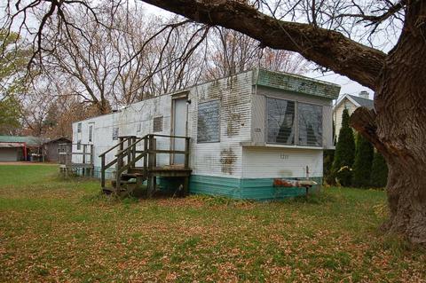 1231 Dandy, Cadillac, MI 49601