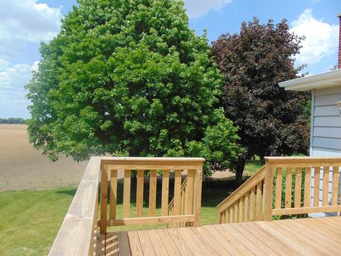 608 W Ctr, Ithaca, MI 48847 photo 5