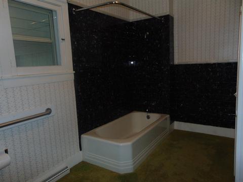 608 W Ctr, Ithaca, MI 48847 photo 25