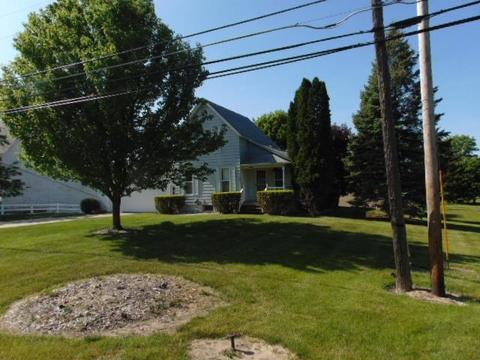 608 W Ctr, Ithaca, MI 48847 photo 45