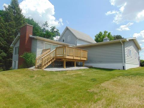 608 W Ctr, Ithaca, MI 48847 photo 4