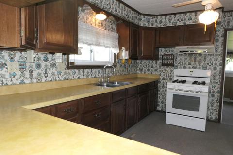 203 End St, Alma, MI 48801 photo 13