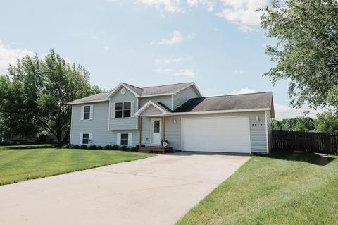2513 Woodcock Ln, Traverse City, MI 49685