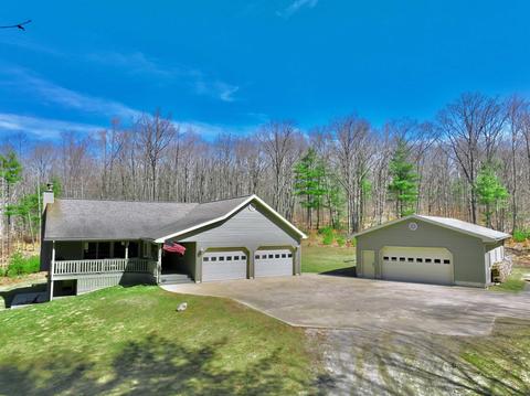 6365 E 26 14 Rd, Cadillac, MI 49601