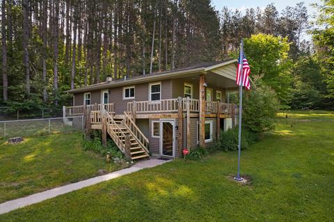 5240 Cedar Valley Rd, Traverse City, MI 49684