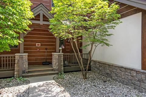01690 E Strasse Private 1 #1 : 7301, Boyne City, MI 49712