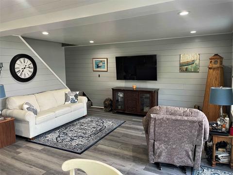 622 Maple St, Lupton, MI 48635 photo 6